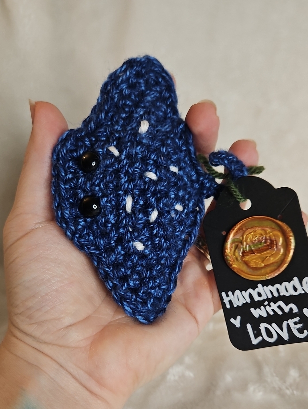 Handmade Crochet Spotted Stingray Plushie (NEW) - Picture 5 of 5